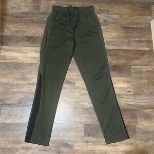 women Green Joggers Size Small(28-30)